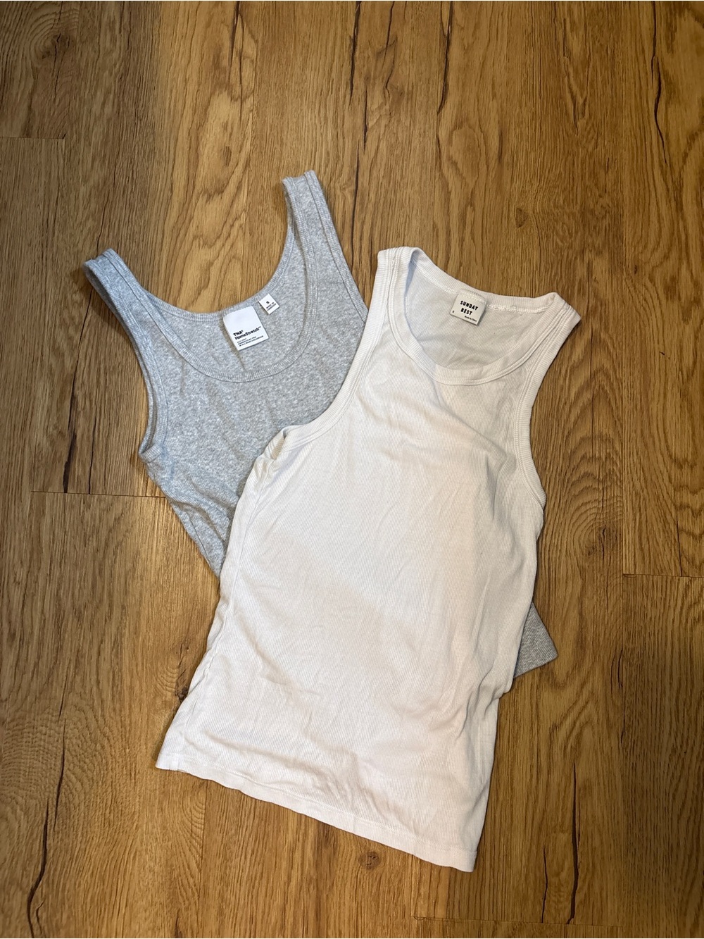 ARITZIA | 2 TANK TOPS